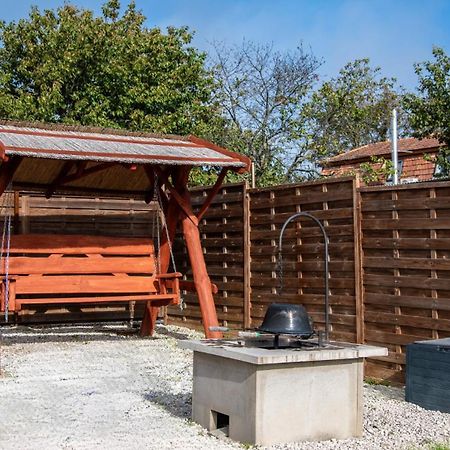 Romantic Jacuzzi Hideaway Near Heviz Rezi Esterno foto