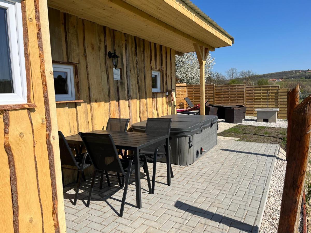 Romantic Jacuzzi Hideaway Near Heviz Rezi Esterno foto